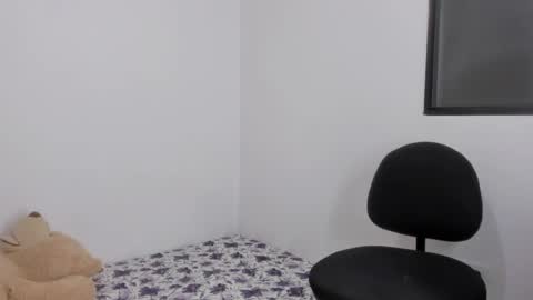 Snapshot of emma_lean chatting on May 23, 2026, 2:06 am whises lits online show from May 23, 2026, 2:06 am