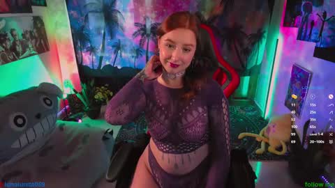 Snapshot of emma_luna059 chatting on March 6, 2025, 9:09 pm LUNA online show from March 6, 2025, 9:09 pm