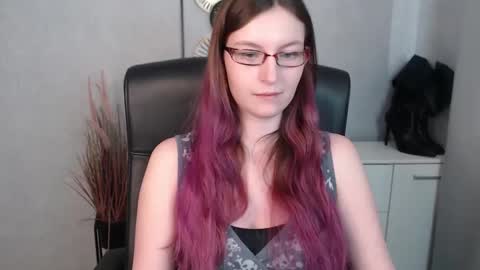 emma online show from February 12, 2025, 1:06 pm