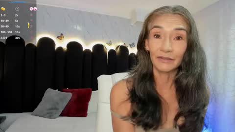 Emma  online show from September 24, 2025, 12:08 pm