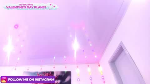 Snapshot of emma_monserratt chatting on February 4, 2025, 10:21 am Emma Monserratt online show from February 4, 2025, 10:21 am