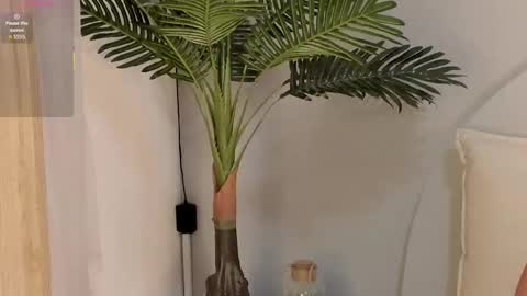 Emma Morgann online show from September 24, 2025, 11:13 am