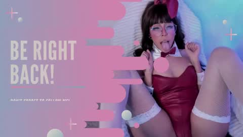     online show from February 6, 2025, 1:10 pm