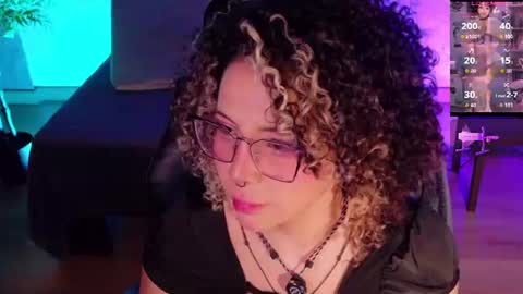 Snapshot of emma_nakamura chatting on July 21, 2026, 10:17 am online show from July 21, 2026, 10:17 am