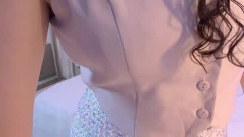 Emma online show from April 22, 2026, 8:54 pm