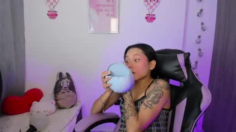 Emma online show from June 11, 2026, 6:39 pm