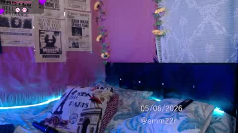 Snapshot of emma_ruiiz_ chatting on June 6, 2026, 3:00 am emma online show from June 6, 2026, 3:00 am