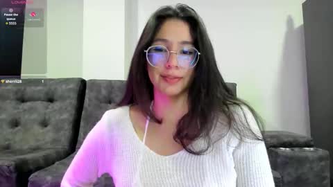 Emma online show from October 20, 2025, 3:51 am