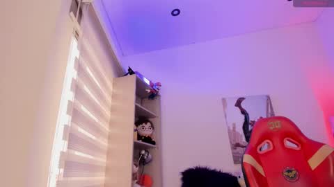 EMMA  online show from January 13, 2026, 7:08 pm