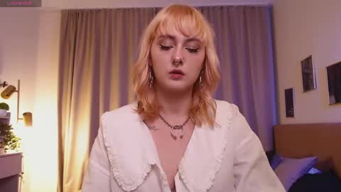 Rose online show from June 1, 2026, 2:08 pm