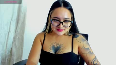 Snapshot of emma_timli1 chatting on July 31, 2026, 3:06 am Emma online show from July 31, 2026, 3:06 am