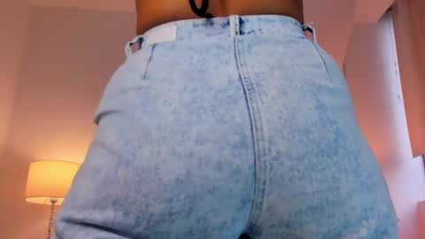 Ema online show from February 15, 2025, 11:39 am