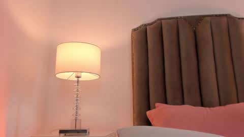 Ema online show from February 19, 2025, 3:05 pm