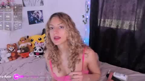Snapshot of emma_trevorr chatting on June 22, 2026, 6:49 pm Onlyfansdolly emm online show from June 22, 2026, 6:49 pm