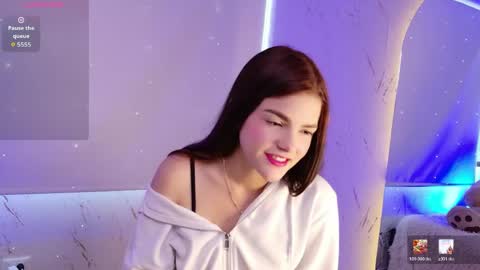 emma_wattsoon online show from April 17, 2026, 4:10 pm