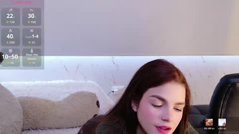 emma_wattsoon online show from April 20, 2026, 2:42 pm