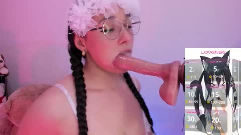  Emma  online show from December 15, 2025, 4:06 am