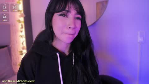 emma_woods__ online show from December 15, 2024, 3:31 pm
