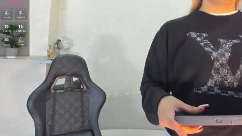 Snapshot of emmaa_white_ chatting on June 15, 2026, 5:26 pm EMMA online show from June 15, 2026, 5:26 pm