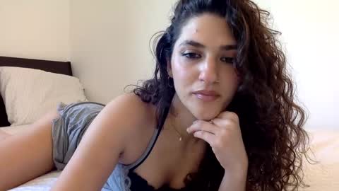 Emma online show from January 9, 2025, 8:33 pm