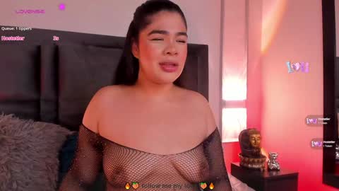 Snapshot of emmabecket2 chatting on December 19, 2024, 4:34 am emma becket online show from December 19, 2024, 4:34 am