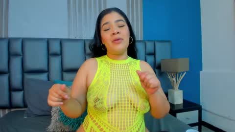 Snapshot of emmabecket2 chatting on January 17, 2025, 5:00 am emma becket online show from January 17, 2025, 5:00 am