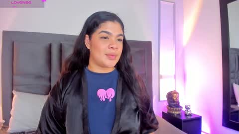 Snapshot of emmabecket2 chatting on February 10, 2025, 10:09 am emma becket online show from February 10, 2025, 10:09 am