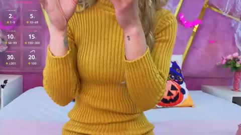 emma cortez online show from October 17, 2025, 11:46 am