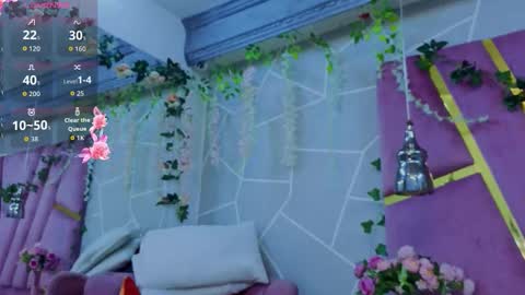 emma cortez online show from December 2, 2025, 11:48 am