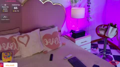 Snapshot of emmacrush chatting on May 30, 2026, 9:01 pm Welcome Im yosein Your love is my passion activate it with your tips and enjoy with me online show from May 30, 2026, 9:01 pm