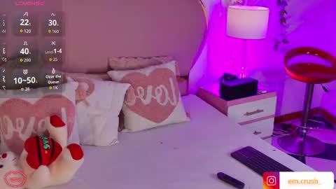 Snapshot of emmacrush chatting on June 12, 2026, 8:19 pm Welcome Im yosein Your love is my passion activate it with your tips and enjoy with me online show from June 12, 2026, 8:19 pm