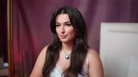 Snapshot of emmadallas chatting on July 13, 2026, 8:00 pm Emma online show from July 13, 2026, 8:00 pm