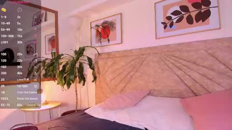 Snapshot of emmaduff_ chatting on June 19, 2026, 12:09 pm online show from June 19, 2026, 12:09 pm