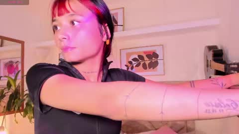 Snapshot of emmaduff_ chatting on July 26, 2026, 8:05 pm online show from July 26, 2026, 8:05 pm