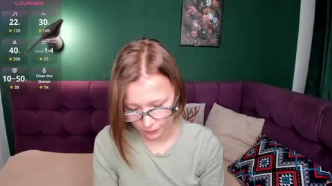 Snapshot of emmaethereal chatting on June 4, 2026, 1:33 am Emma 3 online show from June 4, 2026, 1:33 am