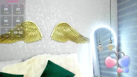 Snapshot of emmaferrary chatting on November 10, 2025, 11:04 pm Emma Ferrary online show from November 10, 2025, 11:04 pm