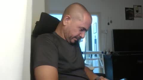 Ariel online show from September 28, 2025, 8:58 pm