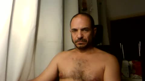 Snapshot of emmagold123 chatting on June 20, 2026, 12:14 am Ariel online show from June 20, 2026, 12:14 am