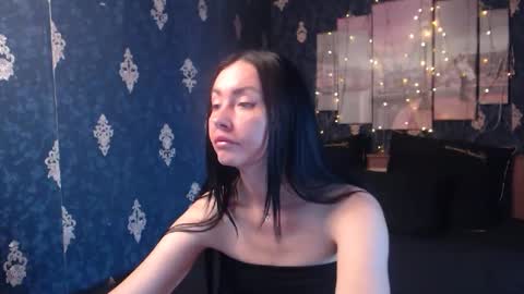 EmmaGoldX online show from September 26, 2025, 5:11 am