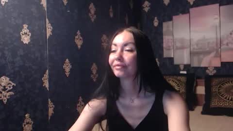 EmmaGoldX online show from December 2, 2025, 8:41 am