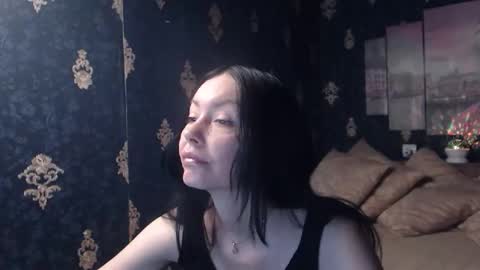 EmmaGoldX online show from January 13, 2026, 9:31 pm