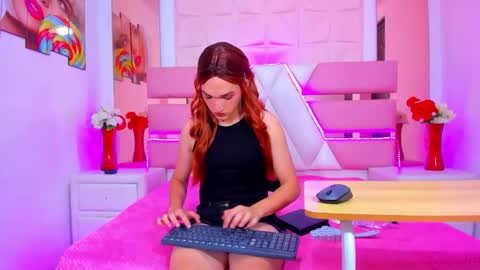 Emma Hilton online show from May 14, 2026, 2:57 pm