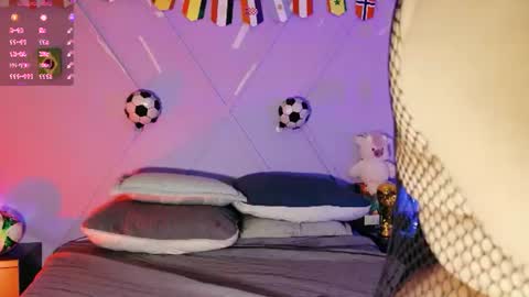  Emma  online show from July 1, 2026, 3:52 am