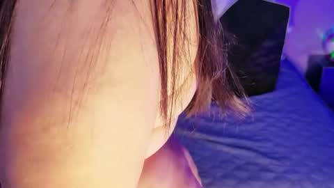  Emma  online show from July 8, 2026, 3:55 am