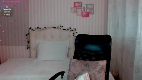 Emmas Room online show from March 23, 2026, 12:03 am