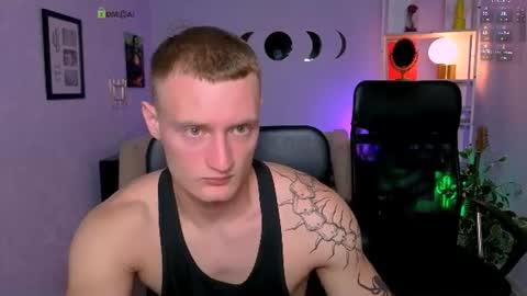 Snapshot of emmanuel_shine chatting on June 17, 2026, 7:04 pm Emmi online show from June 17, 2026, 7:04 pm