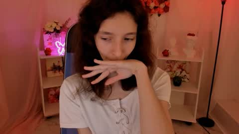 Snapshot of emmanuellbrown chatting on September 20, 2025, 4:57 am emmanuellbrown online show from September 20, 2025, 4:57 am