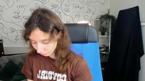 Snapshot of emmanuellbrown chatting on October 15, 2025, 10:04 am emmanuellbrown online show from October 15, 2025, 10:04 am