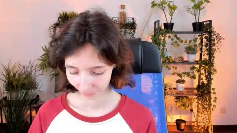 Snapshot of emmanuellbrown chatting on November 21, 2025, 12:15 pm emmanuellbrown online show from November 21, 2025, 12:15 pm