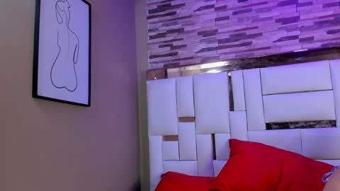 Emmapetty online show from April 29, 2026, 9:54 pm